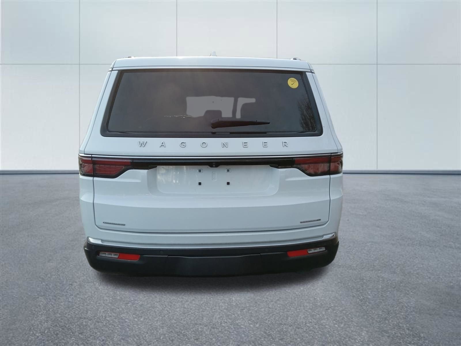 2022 Jeep Wagoneer — interior view