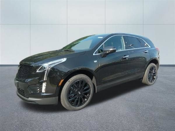 2026 Cadillac XT5 Luxury in Stellar Black Metallic — front three-quarter view